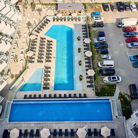 Summer Residence Apartment In Infinity Beach Resort - Parking Mamaia Extérieur photo