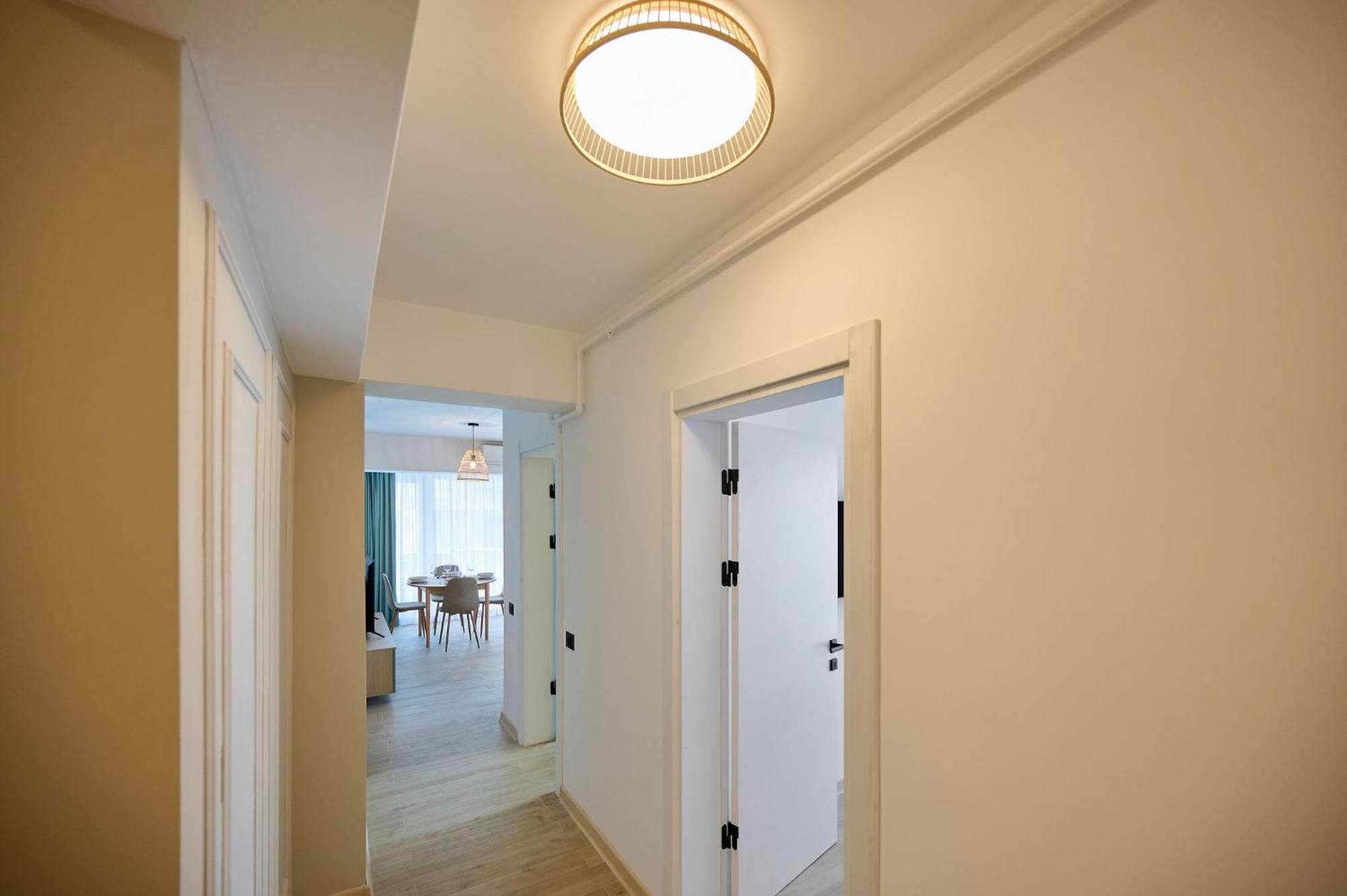 Summer Residence Apartment In Infinity Beach Resort - Parking Mamaia Extérieur photo
